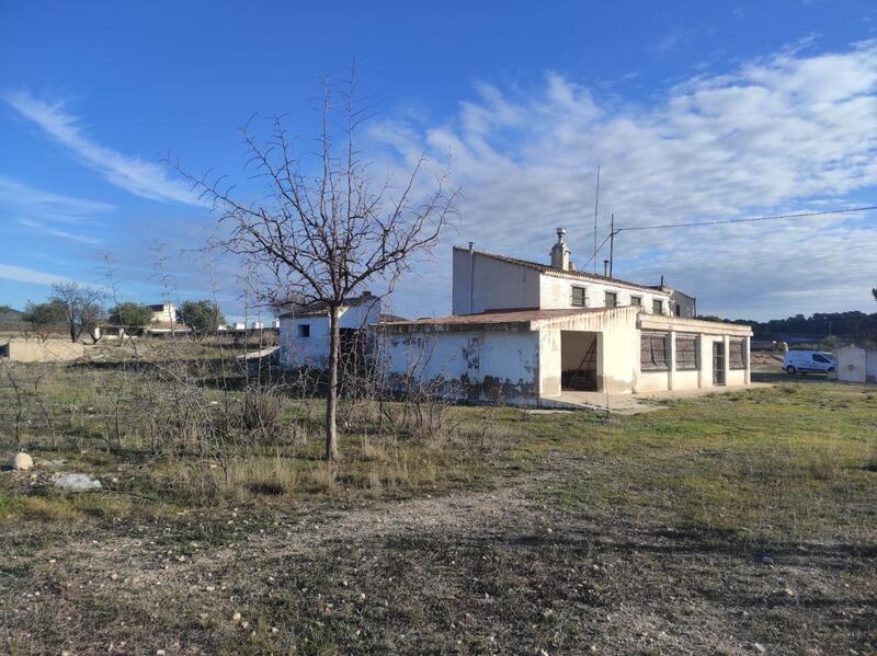 4 Cuarto Casa de Campo en venta