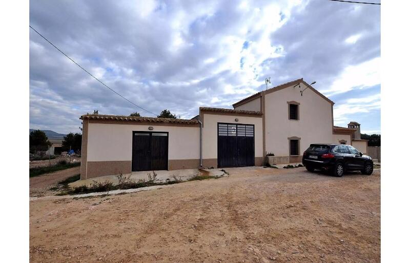 Country House for sale in Yecla, Murcia