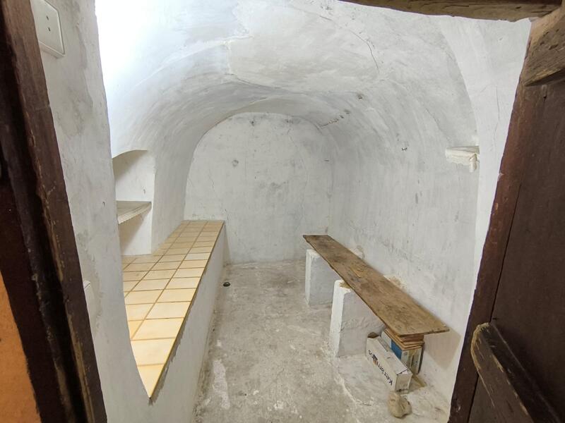 6 soveværelse Landsted til salg