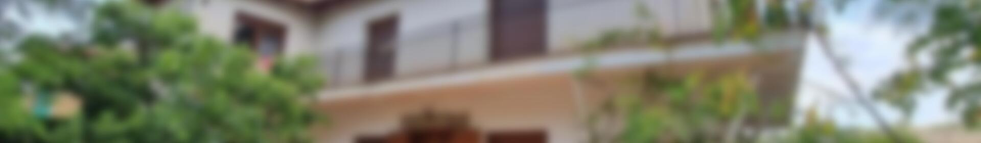 8 soverom Herregård til salgs