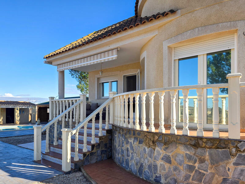 3 bedroom Villa for sale 3 bedroom Villa for sale