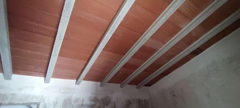 4 slaapkamer Gezinswoning Te koop