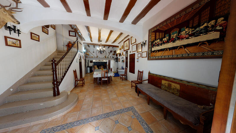 23 bedroom Country House for sale