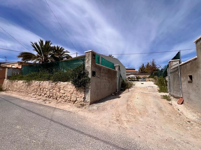 3 спальная комната Деревенский Дом продается