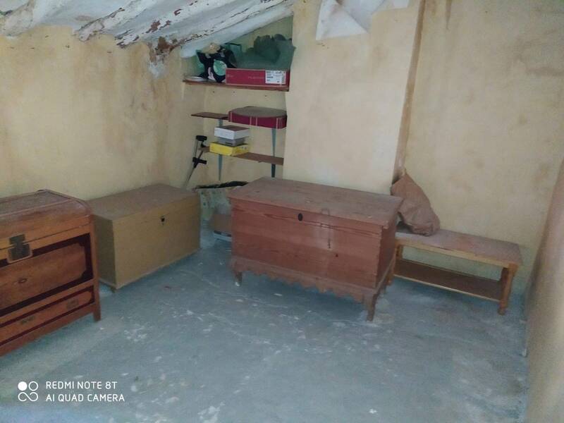 3 slaapkamer Gezinswoning Te koop