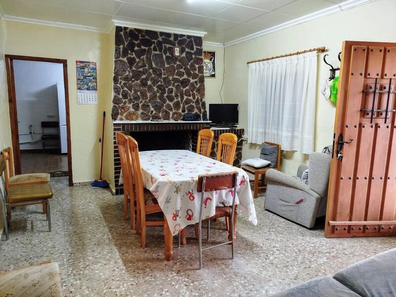 3 bedroom Country House for sale