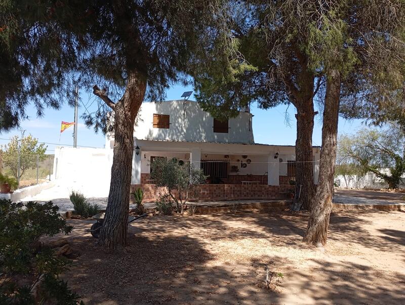 5 soveværelse Landsted til salg