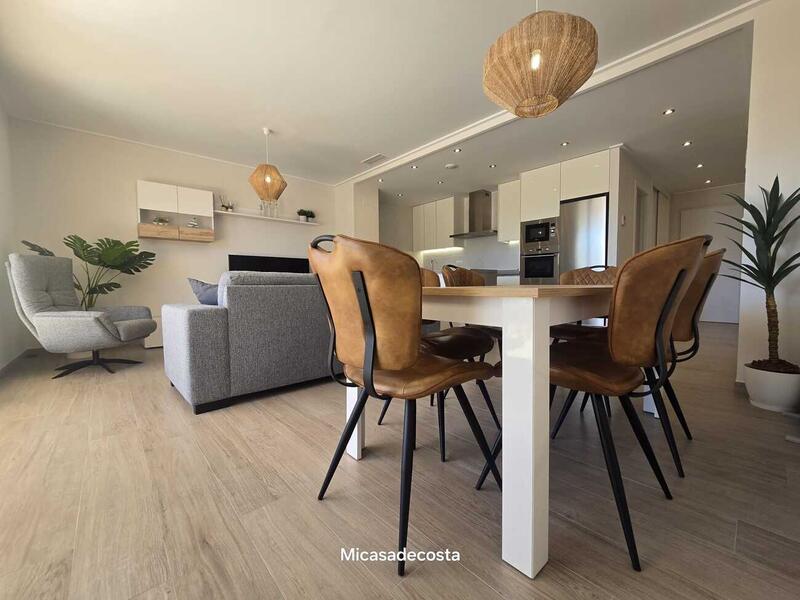 3 bedroom Apartment for sale