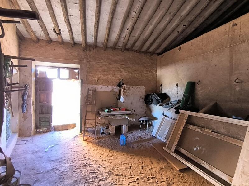 4 bedroom Country House for sale