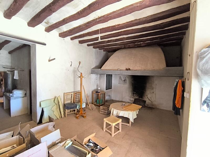 4 bedroom Country House for sale