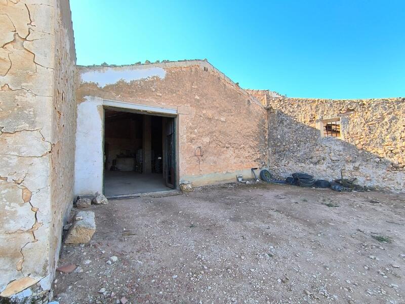 7 bedroom Country House for sale