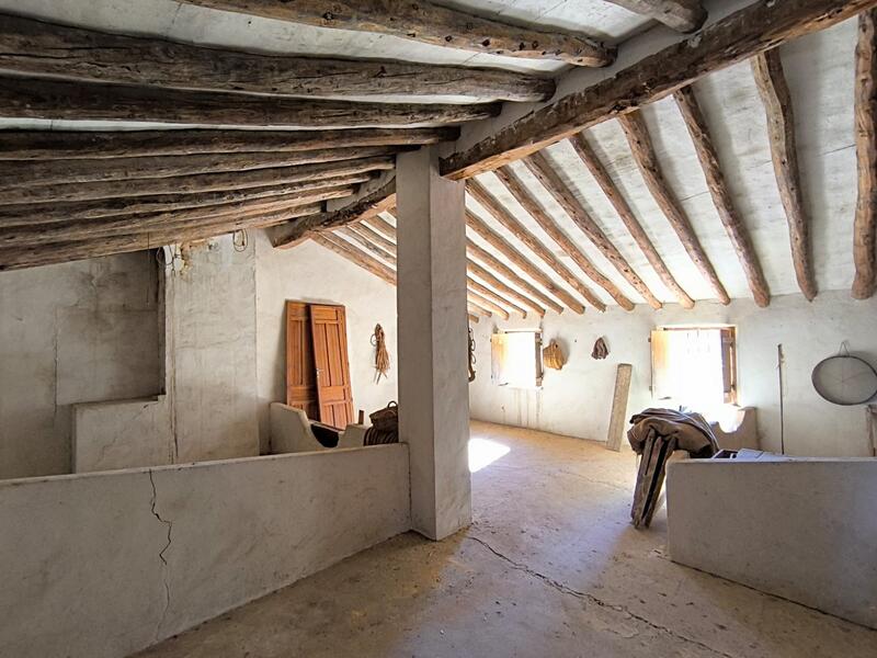 7 bedroom Country House for sale