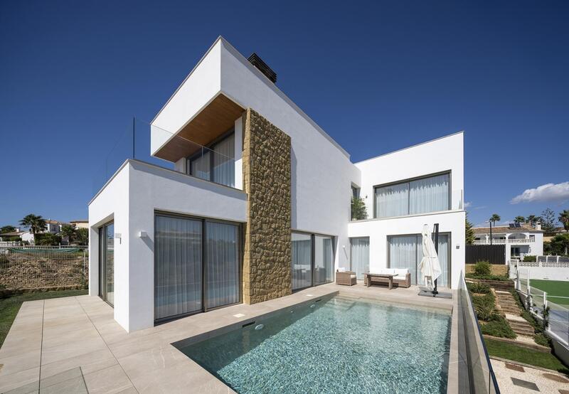 Villa til salgs i Mijas, Málaga