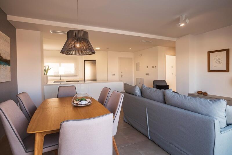 2 bedroom Townhouse for sale