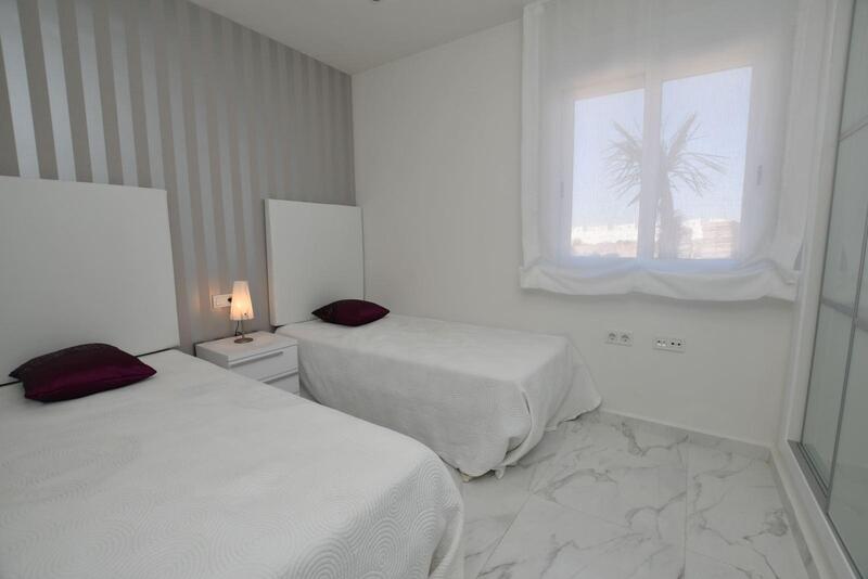 2 Cuarto Adosado en venta