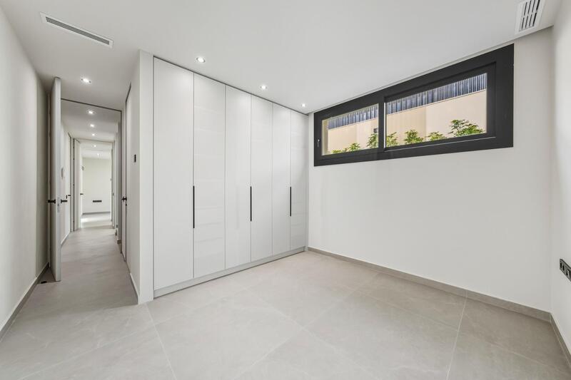 4 slaapkamer Villa Te koop