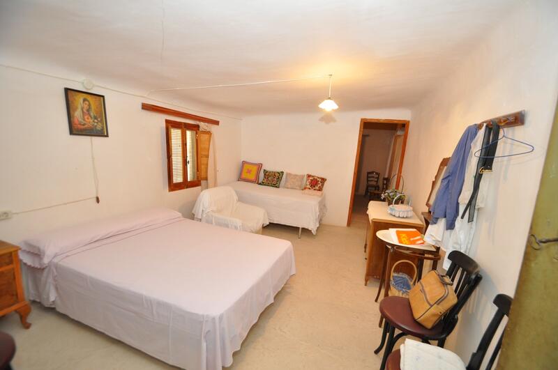 10 bedroom Country House for sale