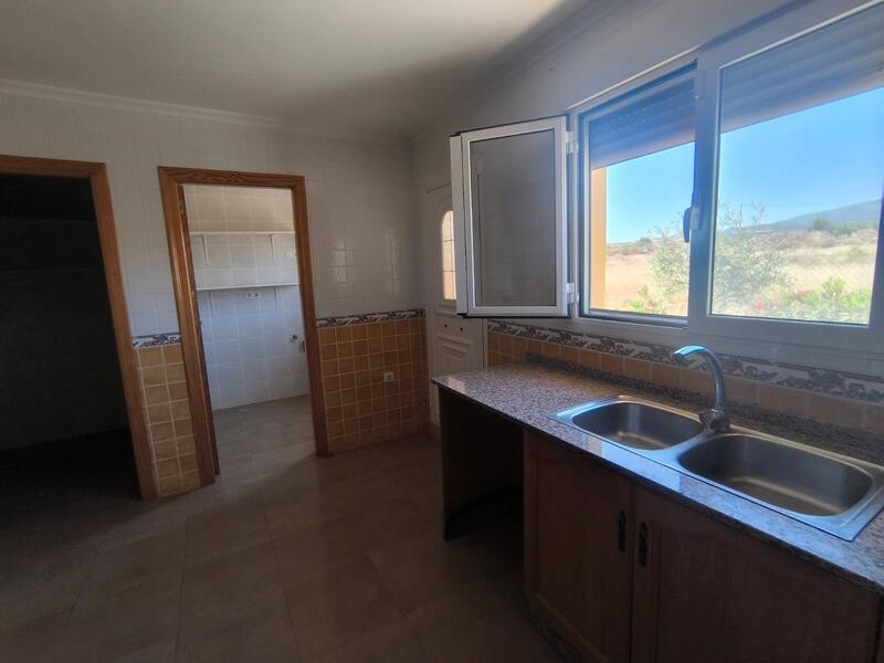 3 bedroom Country House for sale