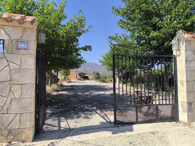 3 bedroom Country House for sale