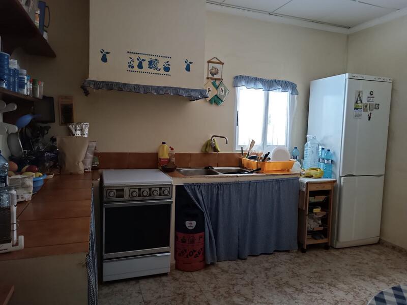 5 bedroom Country House for sale