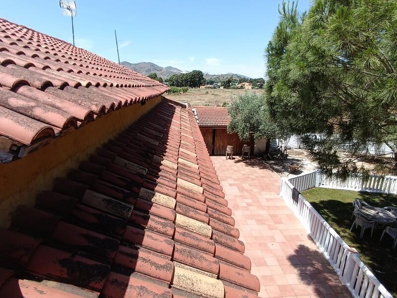 6 slaapkamer Villa Te koop 6 slaapkamer Villa Te koop