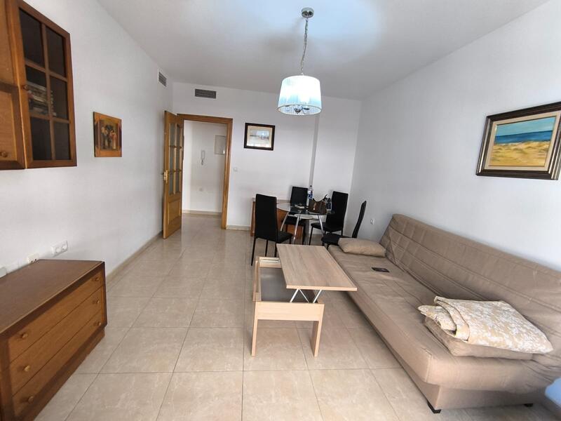 Apartamento en venta en Pinoso, Alicante
