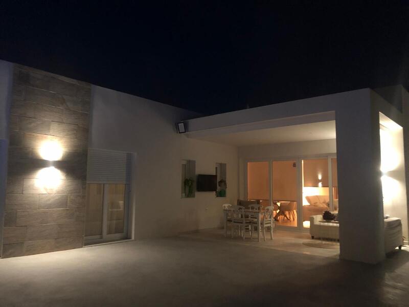 3 sovrum Villa till salu