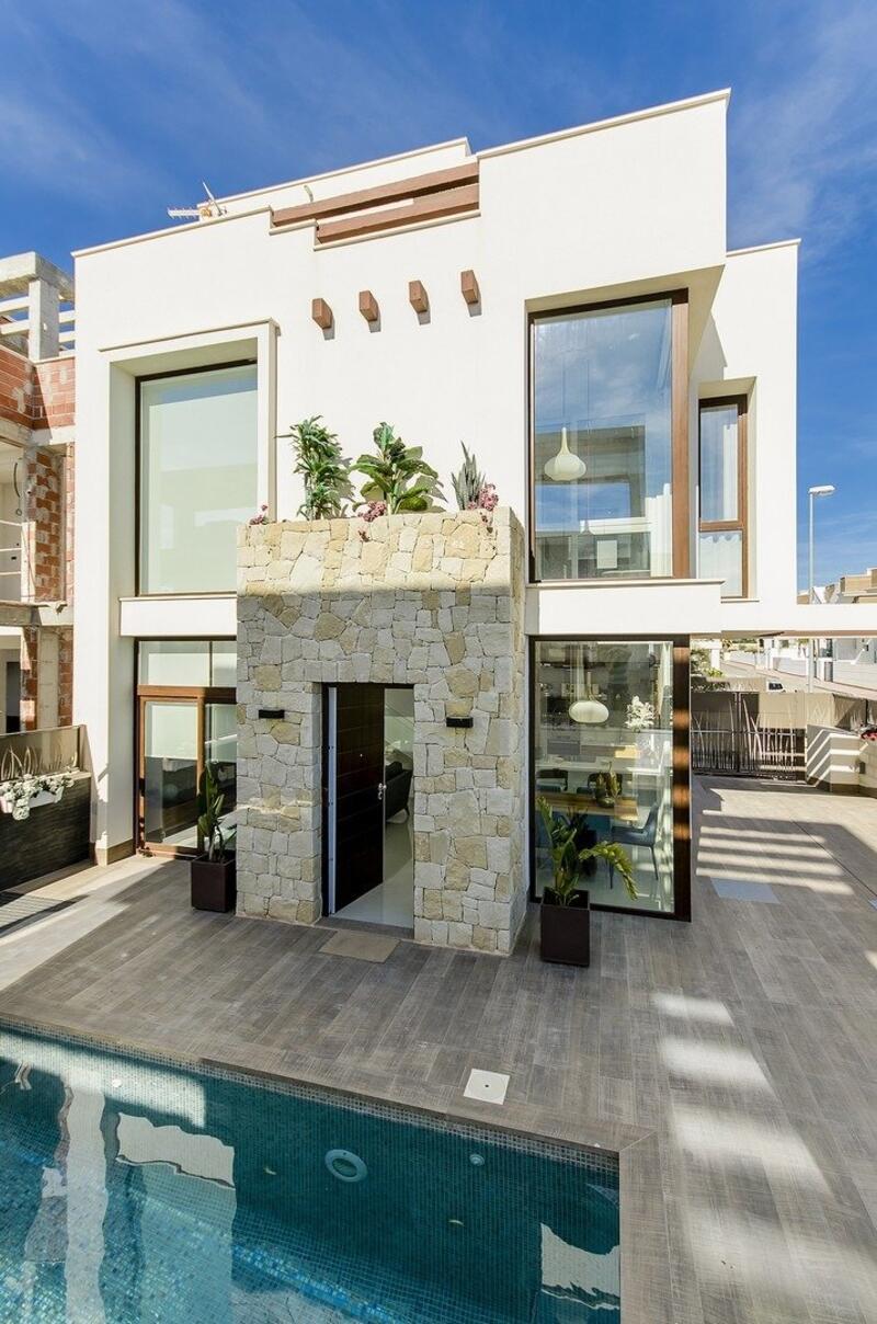 5 soverom Villa til salgs 5 soverom Villa til salgs
