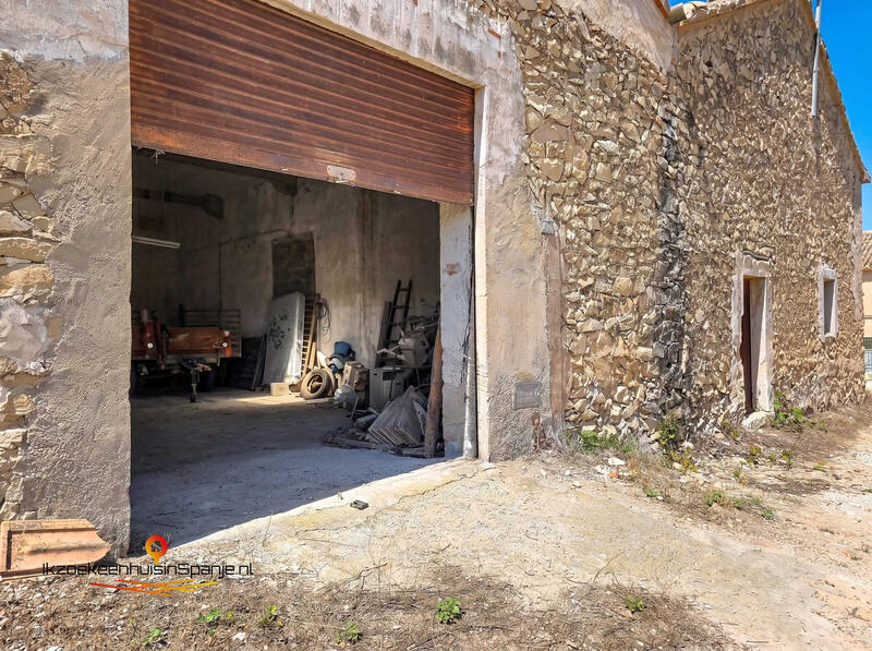 Villa for sale