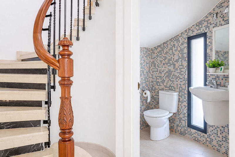 7 bedroom Townhouse for sale 7 bedroom Townhouse for sale