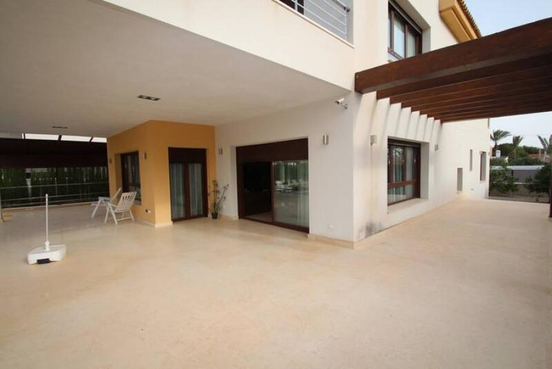 5 bedroom Cave House for sale