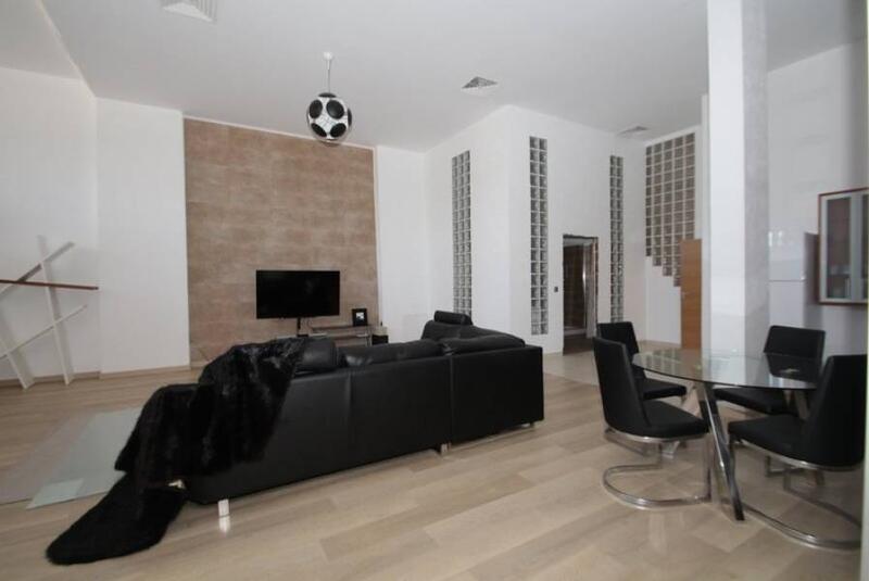 4 bedroom Cave House for sale