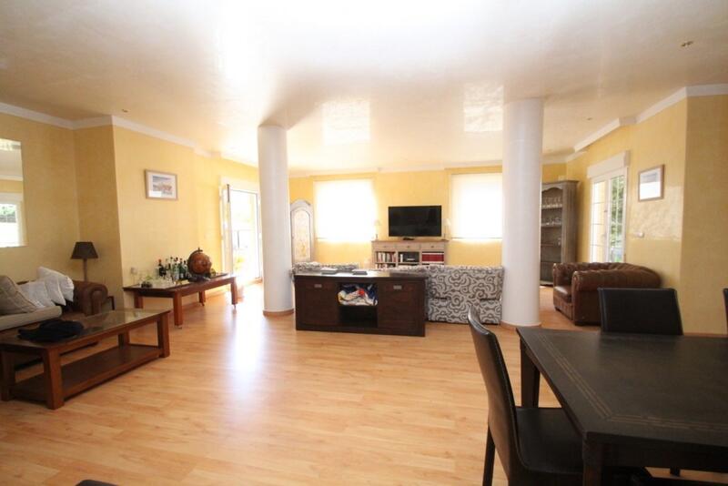 5 bedroom Cave House for sale