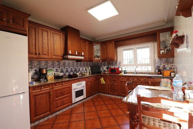 5 slaapkamer Grotwoning Te koop