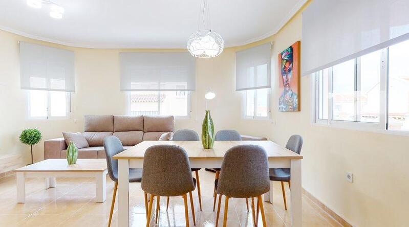 3 soverom Grottehuset til salgs