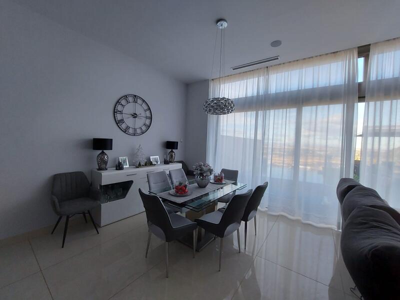 6 Schlafzimmer Villa zu verkaufen