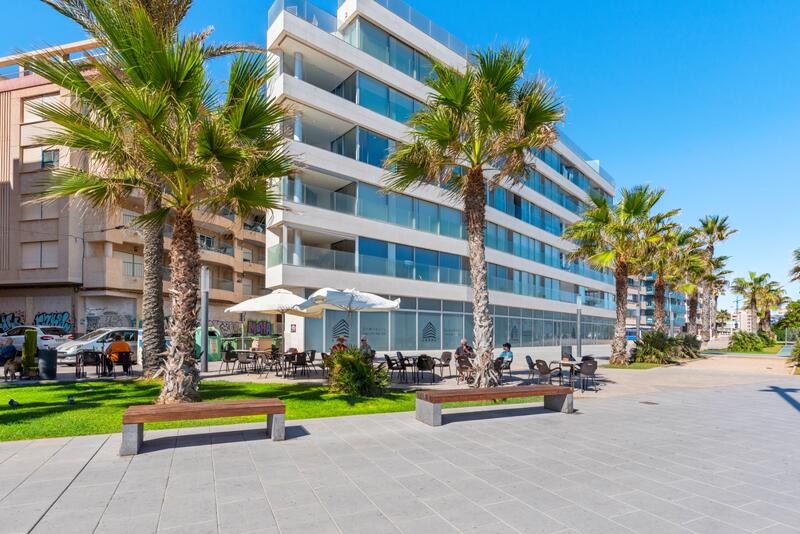 Apartment for sale in Torrevieja, Alicante