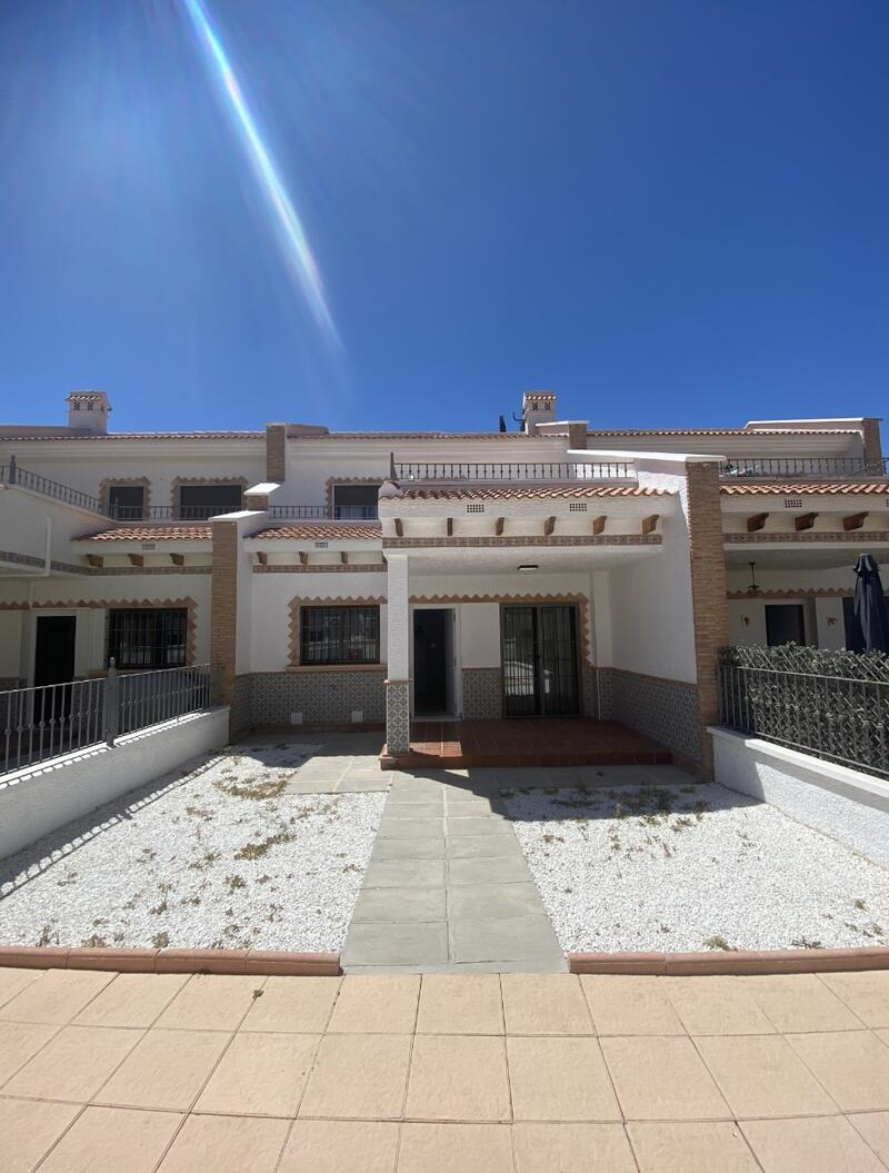 3 bedroom Townhouse for sale