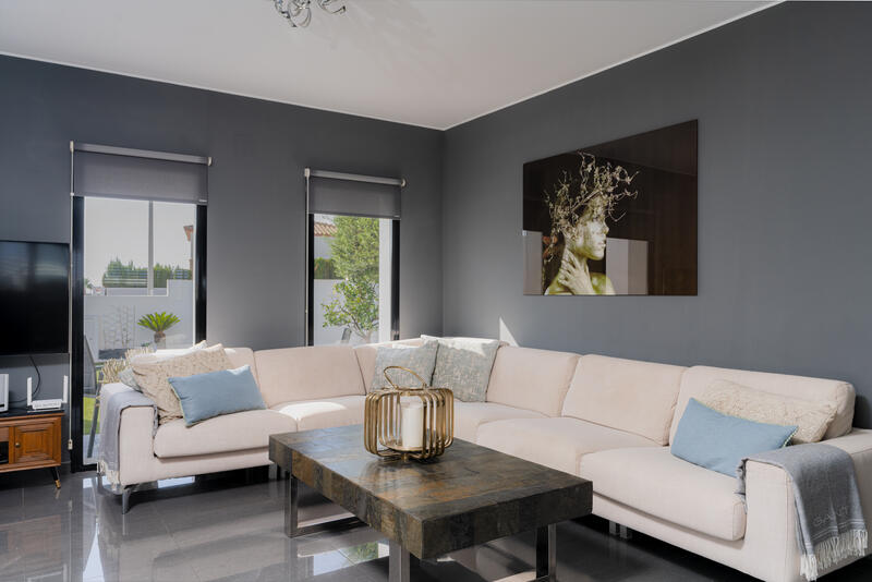 7 bedroom Villa for sale