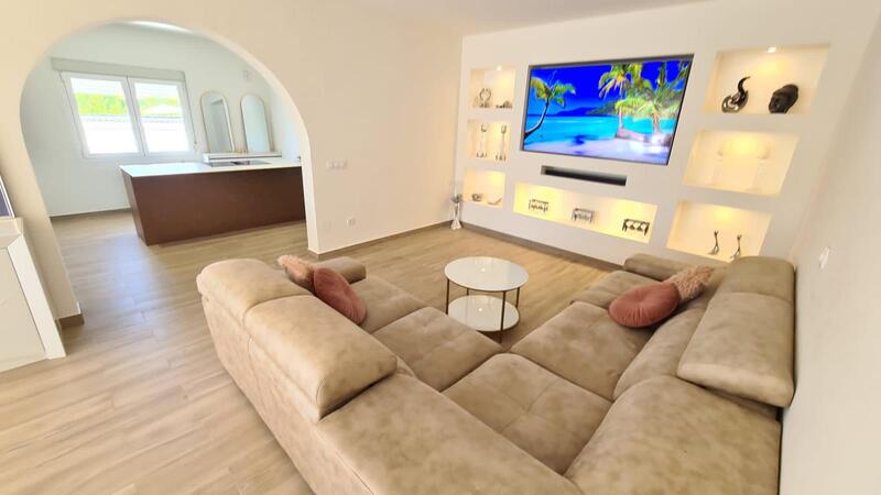 4 Cuarto Villa en venta