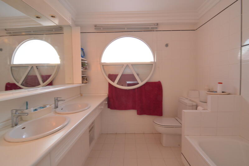 4 bedroom Villa for sale