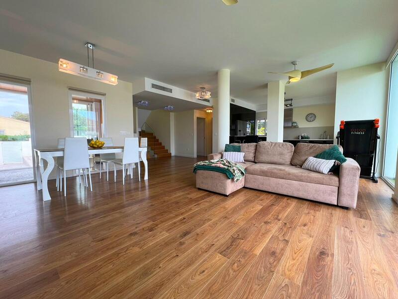 6 Schlafzimmer Villa zu verkaufen