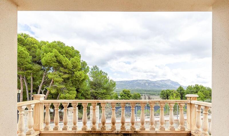 4 bedroom Villa for sale