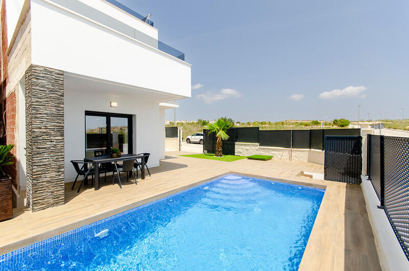 Villa til salg i Orihuela, Alicante