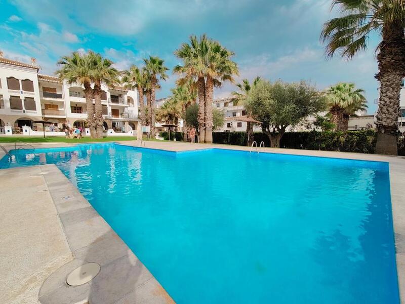 квартира продается в Orihuela Costa, Alicante