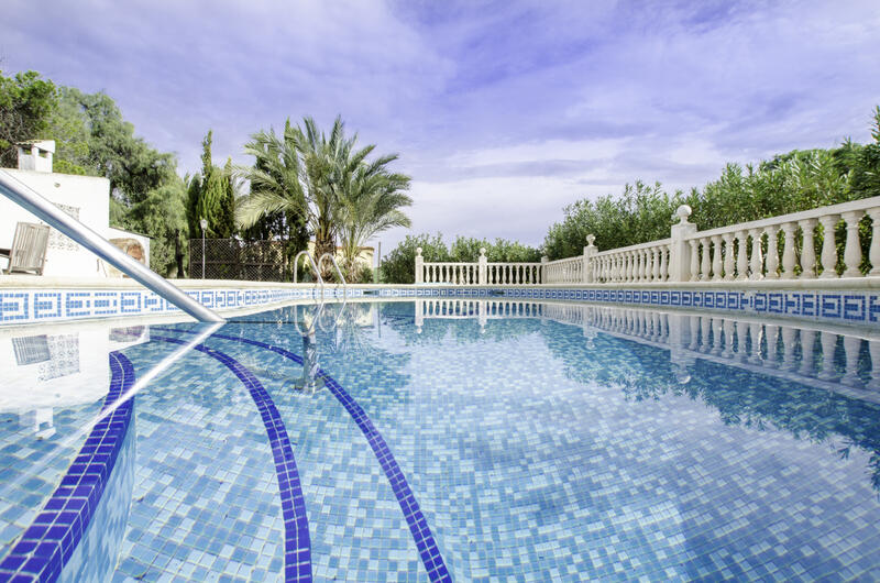 4 Cuarto Villa en venta