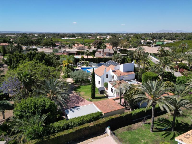 6 chambre Villa à vendre
