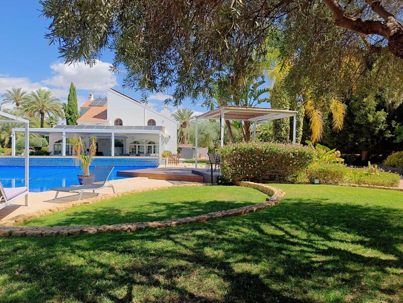 6 chambre Villa à vendre