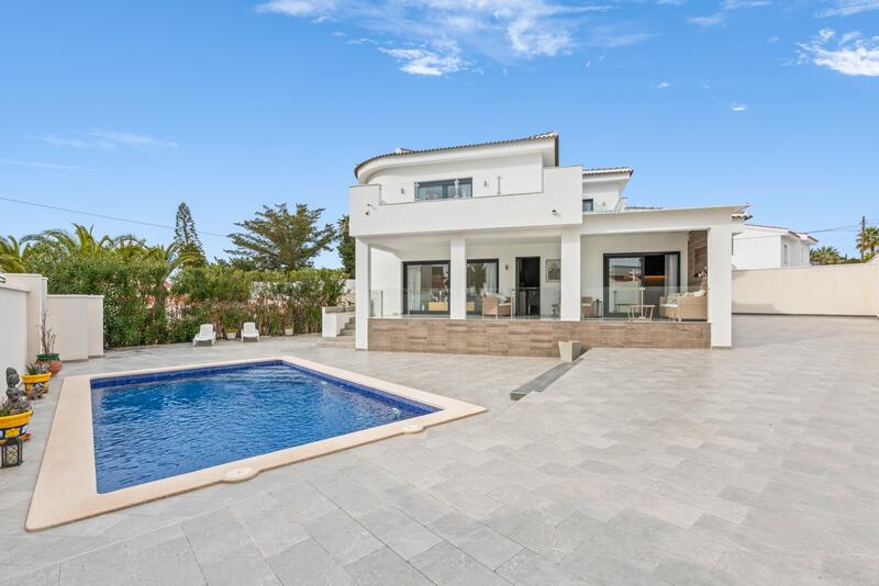 Villa en venta en Ciudad Quesada, Alicante