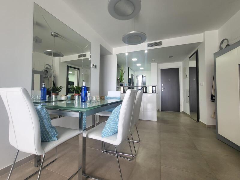 2 slaapkamer Appartement Te koop